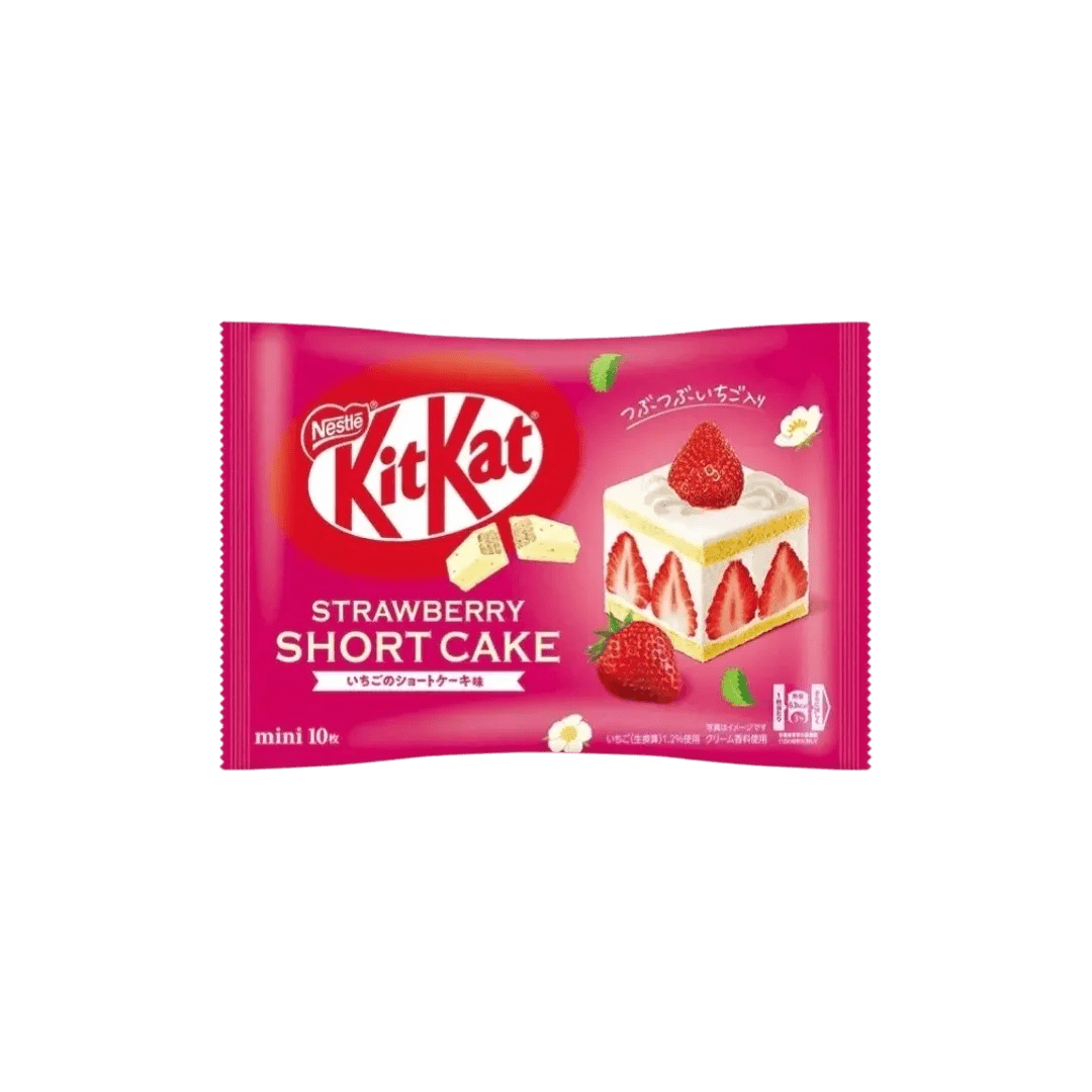 Kit Kat Japan Strawberry Short Cake (Japan) - Yum At Hart